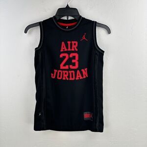 Air Jordan 23 Jersey‎ Kids Small Black Red Knit Basketball Crew Neck Sleeveless